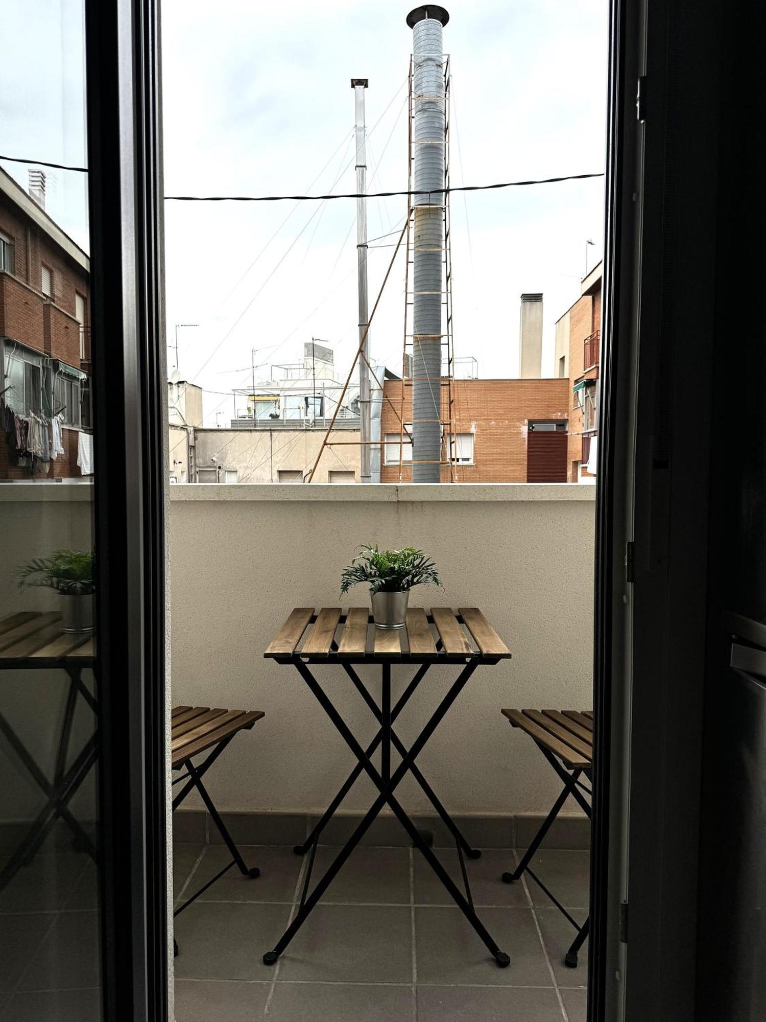 Encantador En Castilla By Bebalmy Apartamento Madri